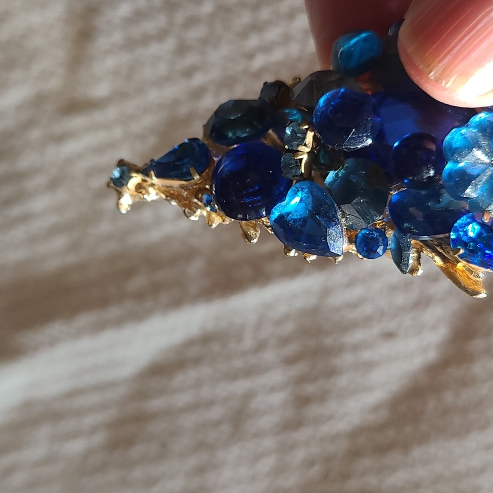 BG Rhinestone Pin - Picture 8 of 8